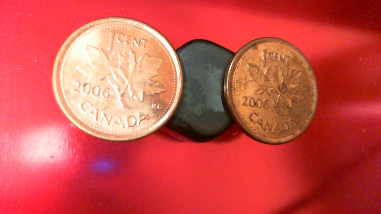 2006 Canada pennies: magnetic, with no logo and no P - ultra rare